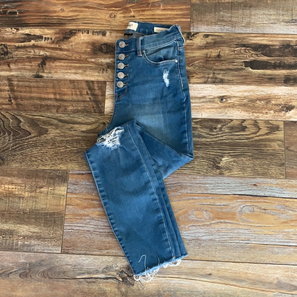 Size 24 waist pac sun high rise light wash ankle jeggings.